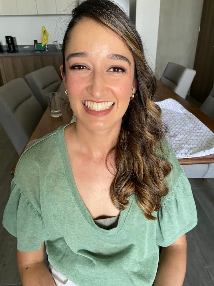Peinado y maquillaje social para fiesta en Guadalajara
