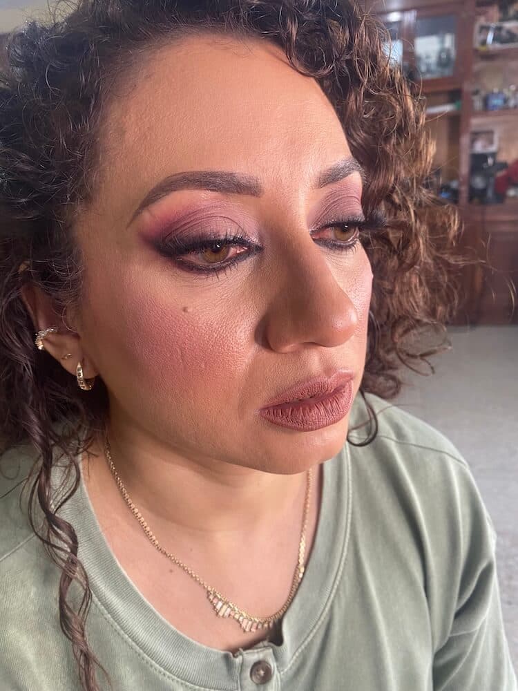 Maquillaje social sofisticado para ocasión especial en Guadalajara