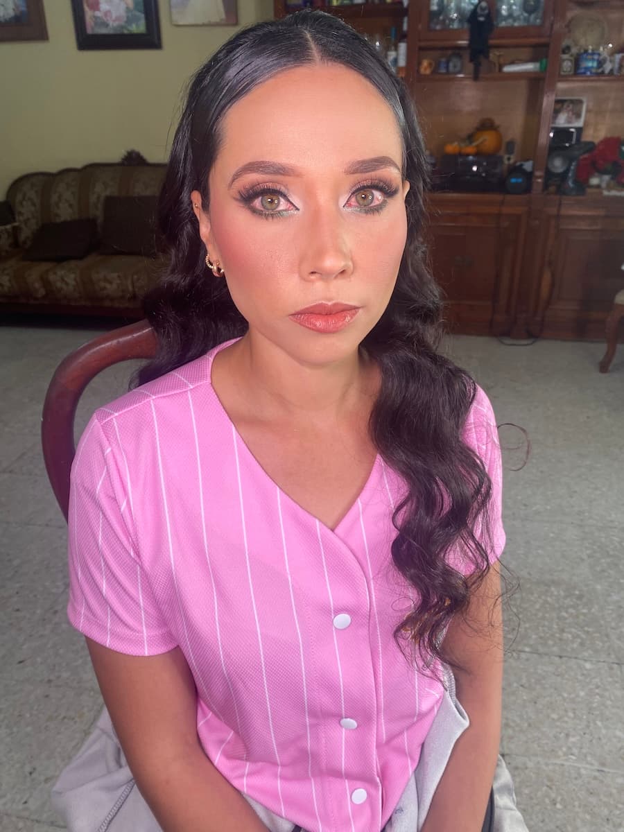 Maquillaje y Peinado Social